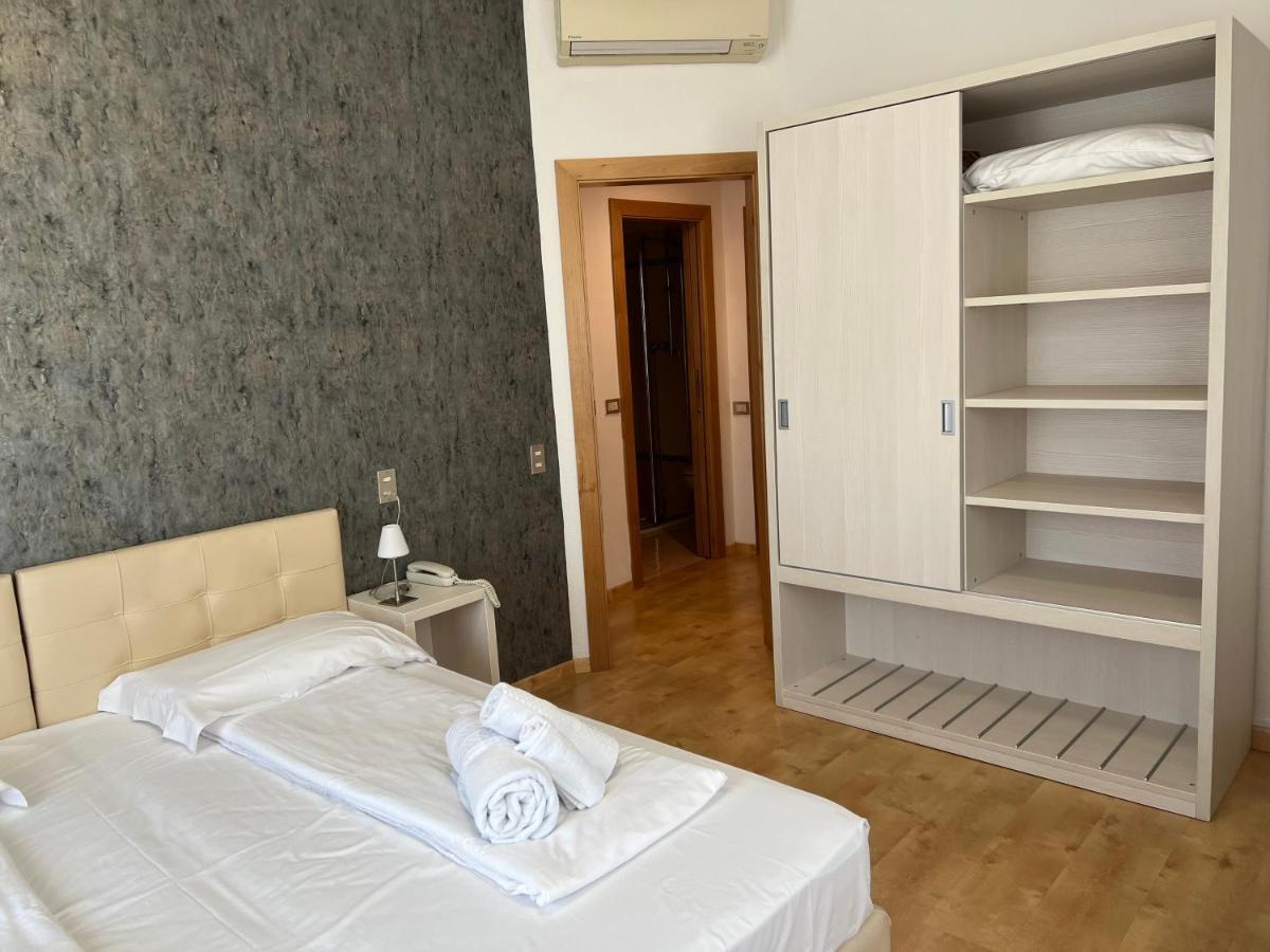 Albergo San Remo Malcesine Dış mekan fotoğraf