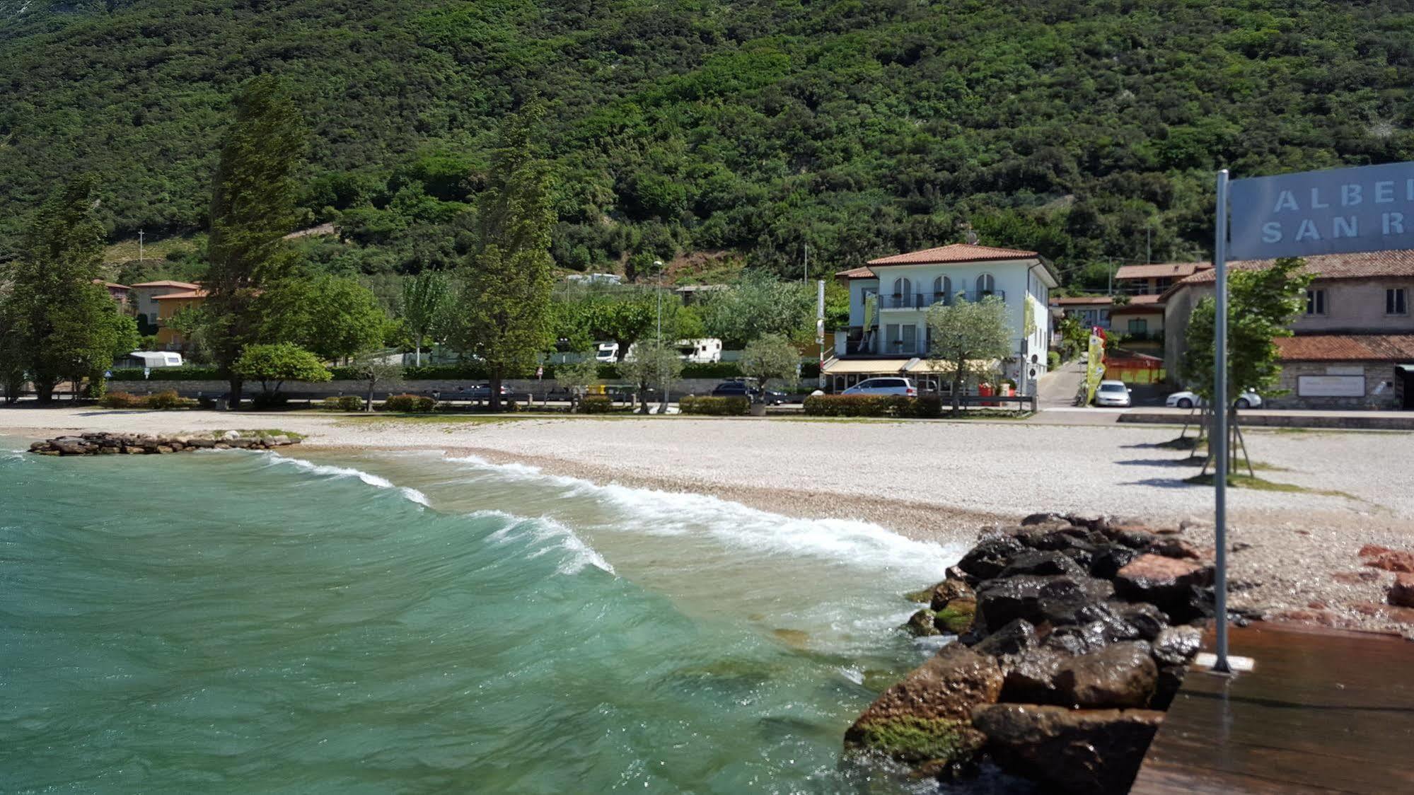 Albergo San Remo Malcesine Dış mekan fotoğraf