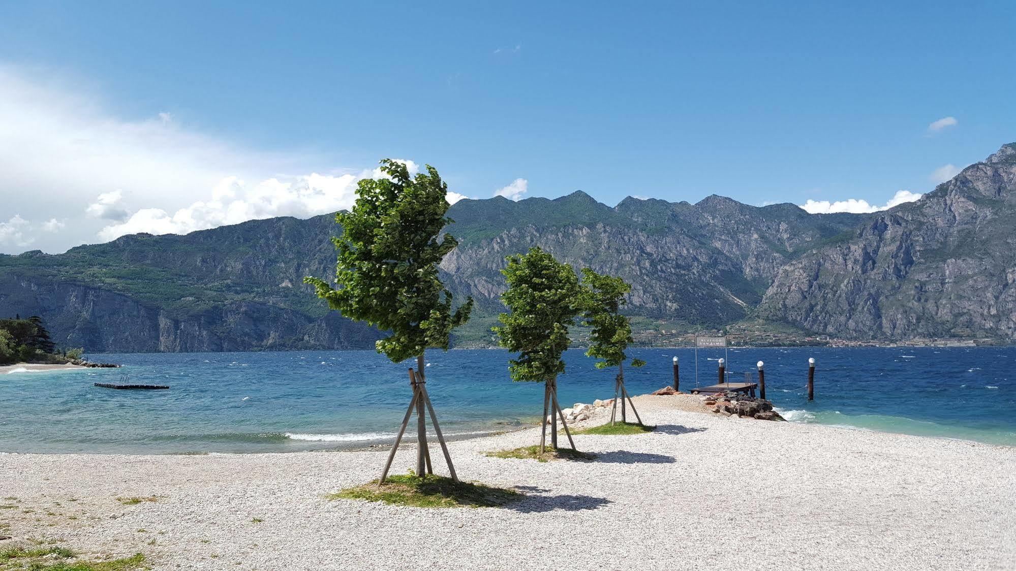 Albergo San Remo Malcesine Dış mekan fotoğraf